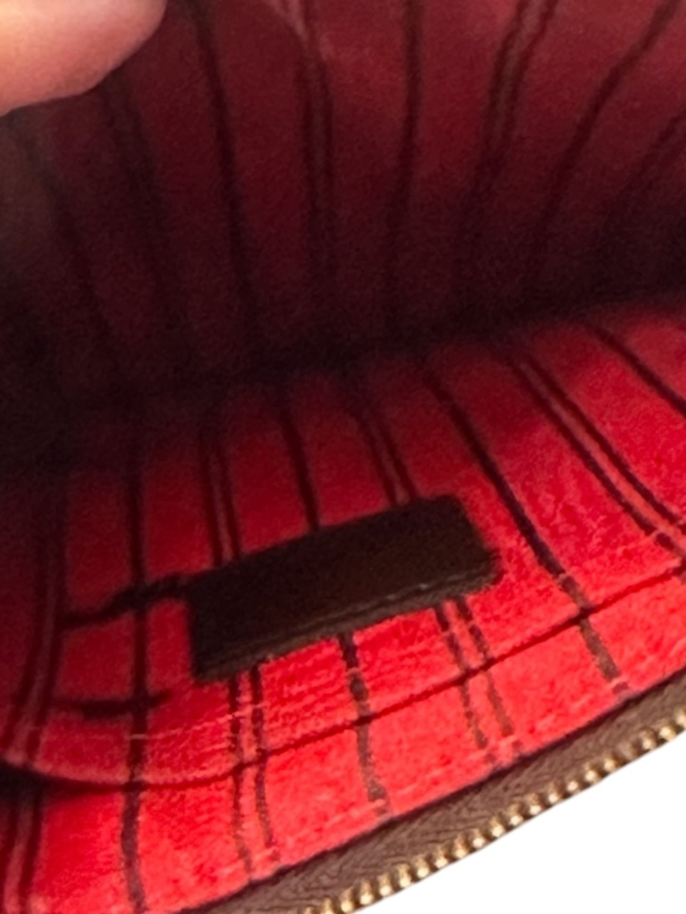 Authentic Louis Vuitton Neverfull Demier Pouch With Ring Conversion. - Picture 8 of 13